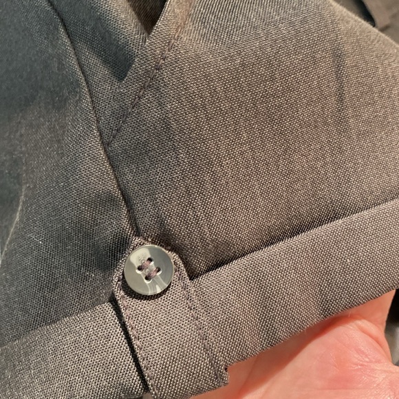 Streetwear Society - pleated grey shorts. Size 5 - Picture 12 of 12